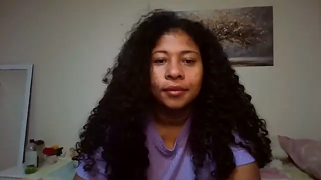 Snapshot of Ivon-09 chatting on June 12, 2026, 12:15 pm Ivon-09 online show from June 12, 2026, 12:15 pm