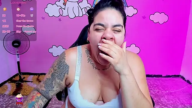 Snapshot of Sharon_hils chatting on March 10, 2026, 2:44 pm Sharon hils online show from March 10, 2026, 2:44 pm