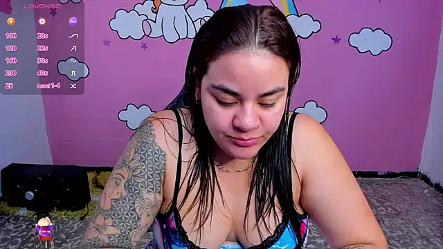 Snapshot of Sharon_hils chatting on March 20, 2026, 4:12 pm Sharon hils online show from March 20, 2026, 4:12 pm