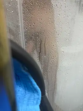 Snapshot of poyaman2 chatting on November 8, 2025, 9:42 am poyaman2 online show from November 8, 2025, 9:42 am