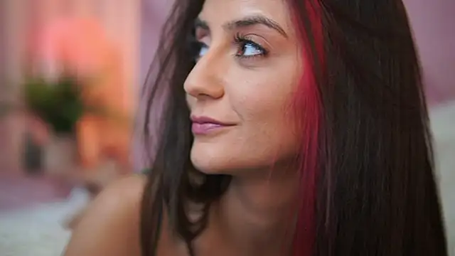 Snapshot of SabrinaHope chatting on February 9, 2025, 12:17 am SabrinaHope online show from February 9, 2025, 12:17 am