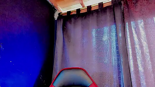 Snapshot of HELEM__S7 chatting on February 11, 2025, 8:20 pm HELEM S7 online show from February 11, 2025, 8:20 pm