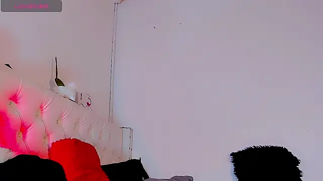 Snapshot of HELEM__S7 chatting on February 15, 2025, 9:04 pm HELEM S7 online show from February 15, 2025, 9:04 pm