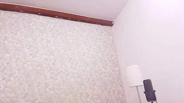 nicol f online show from February 9, 2025, 7:19 pm