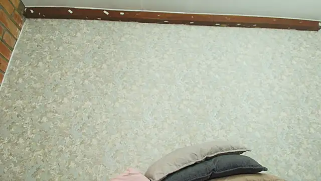 nicol f online show from October 1, 2025, 7:20 pm