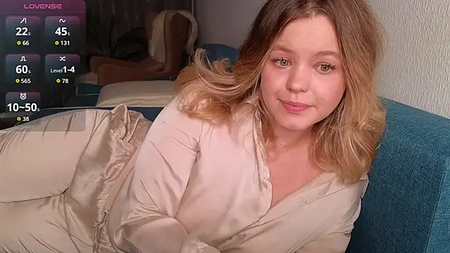 Snapshot of Milana15 chatting on September 20, 2025, 1:01 pm Milana15 online show from September 20, 2025, 1:01 pm