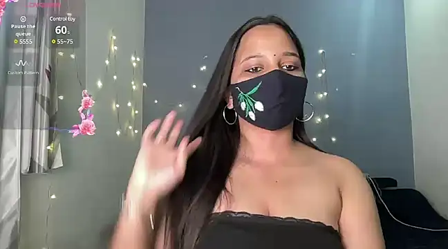 Varnika aarora online show from March 17, 2025, 11:00 am