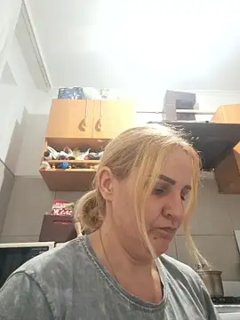 Malichkaanna30 online show from January 18, 2026, 4:00 pm