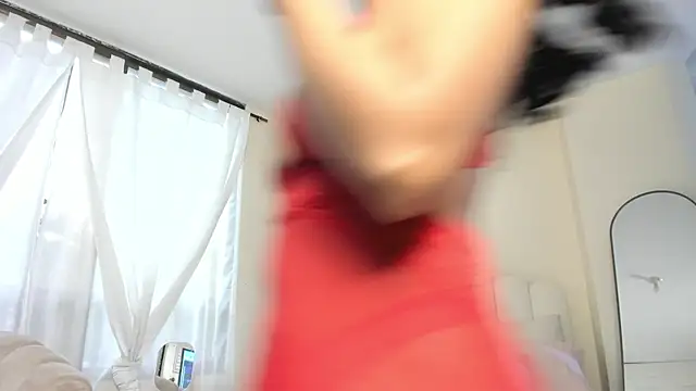 evely coelloo online show from October 24, 2025, 7:32 pm