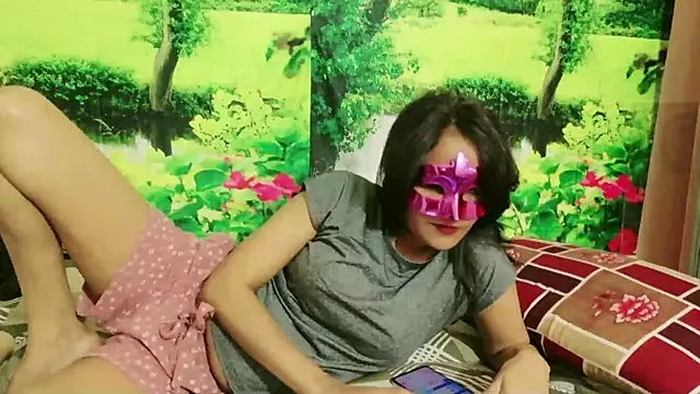 Raat ki rani  online show from October 20, 2025, 9:21 am