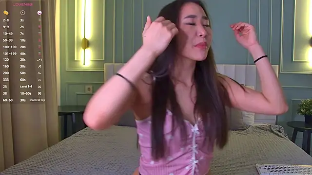 RizeShiro online show from April 1, 2026, 5:30 am