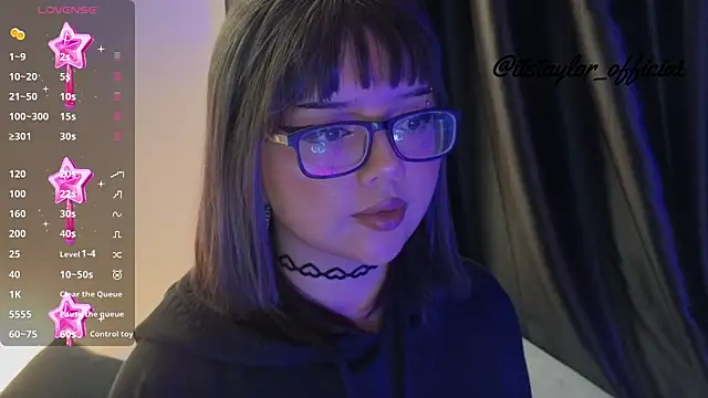 missy taylor  online show from June 4, 2026, 11:33 pm