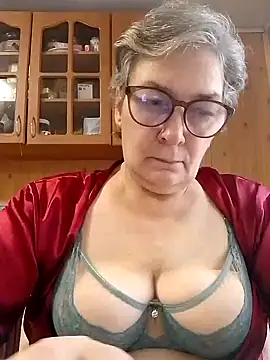 IrinaSweet54 online show from October 6, 2025, 7:50 am