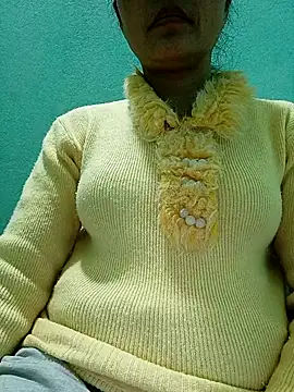 Snapshot of Lovepussyhair chatting on February 8, 2026, 10:35 pm Lovepussyhair online show from February 8, 2026, 10:35 pm