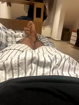 simosimisim online show from September 25, 2025, 8:23 pm