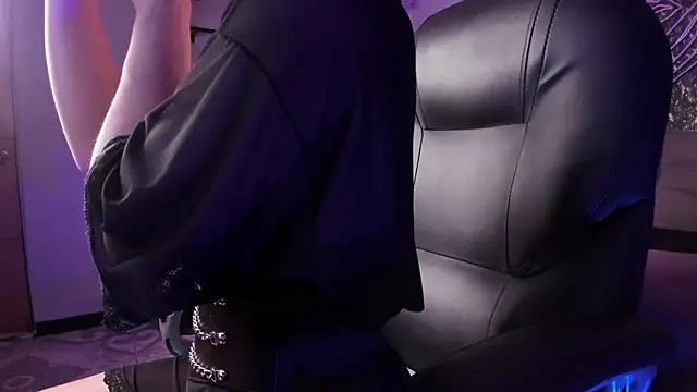 Snapshot of KatyXXX_gh chatting on December 29, 2024, 12:12 pm KatyXXX gh online show from December 29, 2024, 12:12 pm