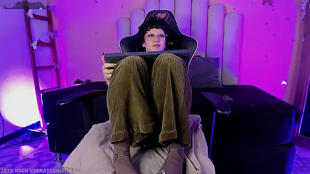 Snapshot of KatyXXX_gh chatting on March 8, 2025, 3:13 pm KatyXXX gh online show from March 8, 2025, 3:13 pm