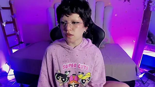 Snapshot of KatyXXX_gh chatting on March 13, 2025, 12:35 pm KatyXXX gh online show from March 13, 2025, 12:35 pm