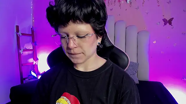 Snapshot of KatyXXX_gh chatting on March 19, 2025, 12:23 pm KatyXXX gh online show from March 19, 2025, 12:23 pm