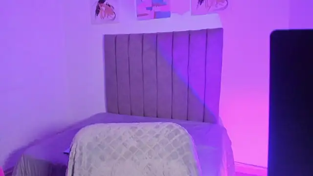 sarah  bigboobs online show from January 18, 2026, 7:28 pm