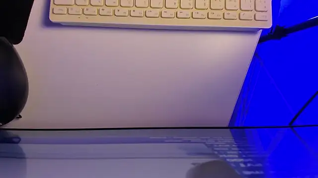 sarah  bigboobs online show from March 4, 2026, 4:18 am