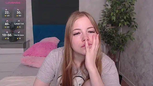 Snapshot of JennyyHot chatting on December 2, 2025, 4:18 am JennyyHot online show from December 2, 2025, 4:18 am