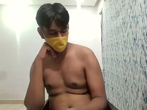 brownguy1234 online show from December 8, 2024, 2:52 pm