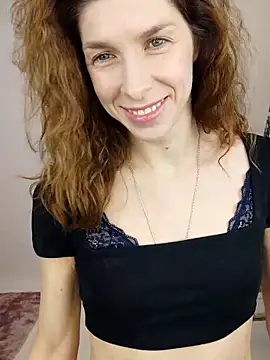 Snapshot of YourSuperModel chatting on January 15, 2026, 9:14 am YourSuperModel online show from January 15, 2026, 9:14 am