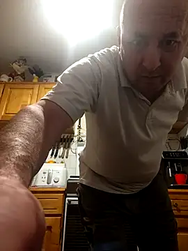 intx800 online show from March 12, 2025, 3:13 am