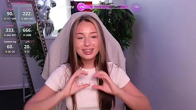 MonicaWeber  online show from October 6, 2025, 1:30 pm