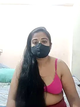 DIZZLING DIVA online show from January 3, 2025, 12:30 pm