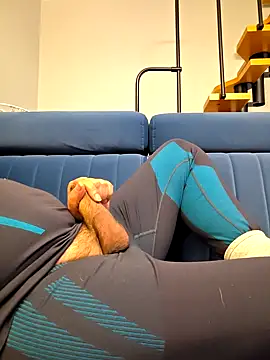 Snapshot of axecoman60 chatting on October 14, 2025, 4:41 pm axecoman60 online show from October 14, 2025, 4:41 pm