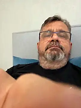 axecoman60 online show from March 4, 2026, 7:20 pm