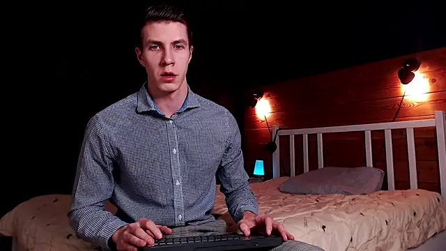 Chris Brien online show from February 25, 2025, 9:57 pm