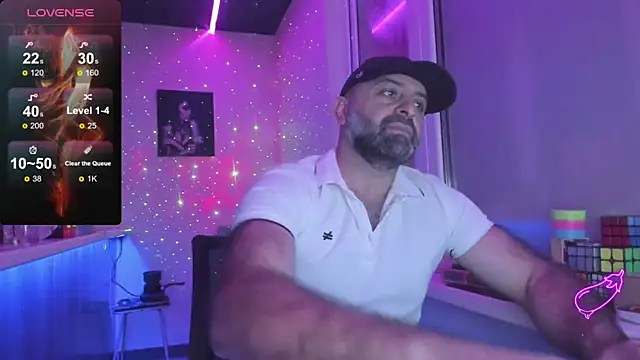 MAGABEAR077 online show from October 20, 2025, 10:10 pm