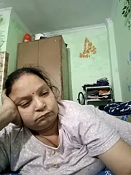 Kavya kapoor online show from October 26, 2025, 6:47 pm