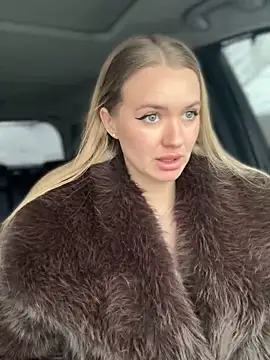 Snapshot of Devill_Angel_ chatting on February 9, 2026, 8:18 am Devill Angel online show from February 9, 2026, 8:18 am