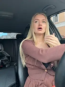 Devill Angel  online show from April 1, 2026, 10:49 am