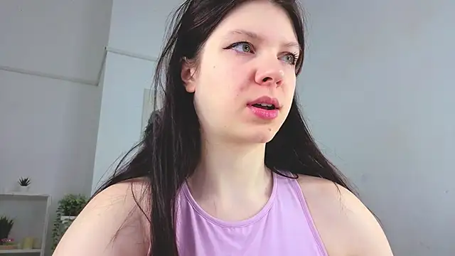 Snapshot of Baby_Evalena chatting on January 8, 2026, 5:10 am Baby Evalena online show from January 8, 2026, 5:10 am