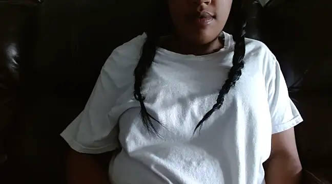 thekelliecapri online show from December 23, 2024, 7:20 pm