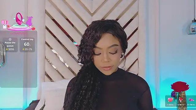 Lola King online show from June 4, 2026, 3:56 am
