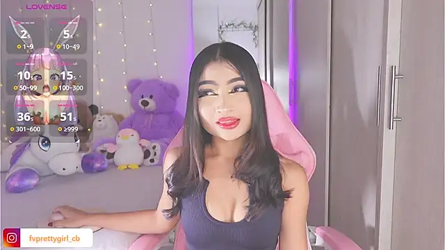 Snapshot of urfavprettygirl chatting on October 18, 2025, 7:20 am urfavprettygirl online show from October 18, 2025, 7:20 am