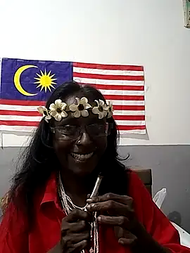 mamakarma1403 online show from November 16, 2025, 1:39 pm