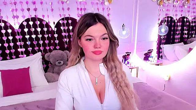 ZaraBloom online show from February 14, 2026, 3:53 pm