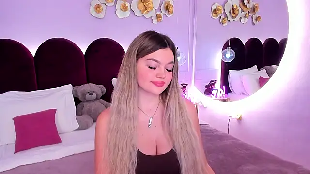 ZaraBloom online show from February 20, 2026, 3:12 pm