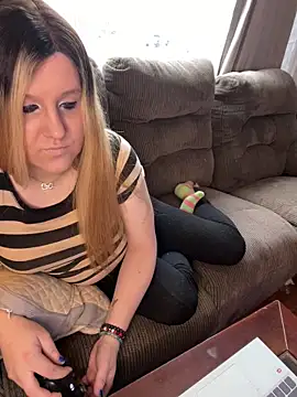 PuckBunny17 online show from December 12, 2024, 8:43 pm