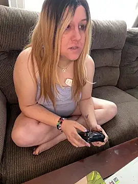 PuckBunny17 online show from December 23, 2024, 4:17 pm