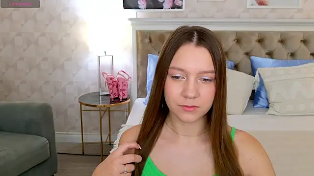 AliceBrayan online show from January 26, 2025, 5:13 am