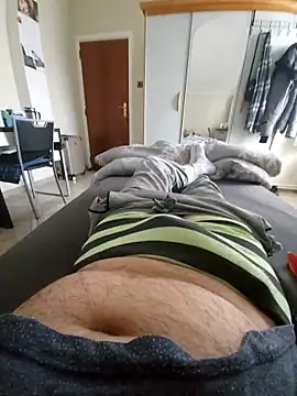 pascalino100 online show from October 2, 2025, 8:43 am