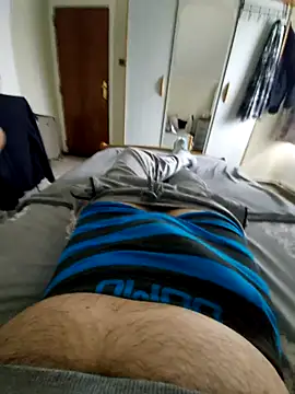 pascalino100 online show from November 3, 2025, 2:40 pm